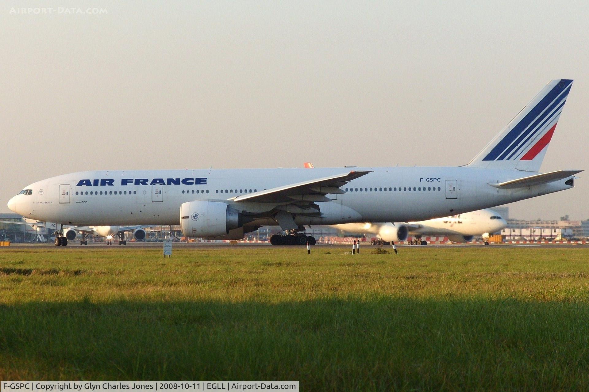 F-GSPC, 1998 Boeing 777-228/ER C/N 29004, Lining up for take off on runway 27L operating the Los Angeles service. Operated by Air France.