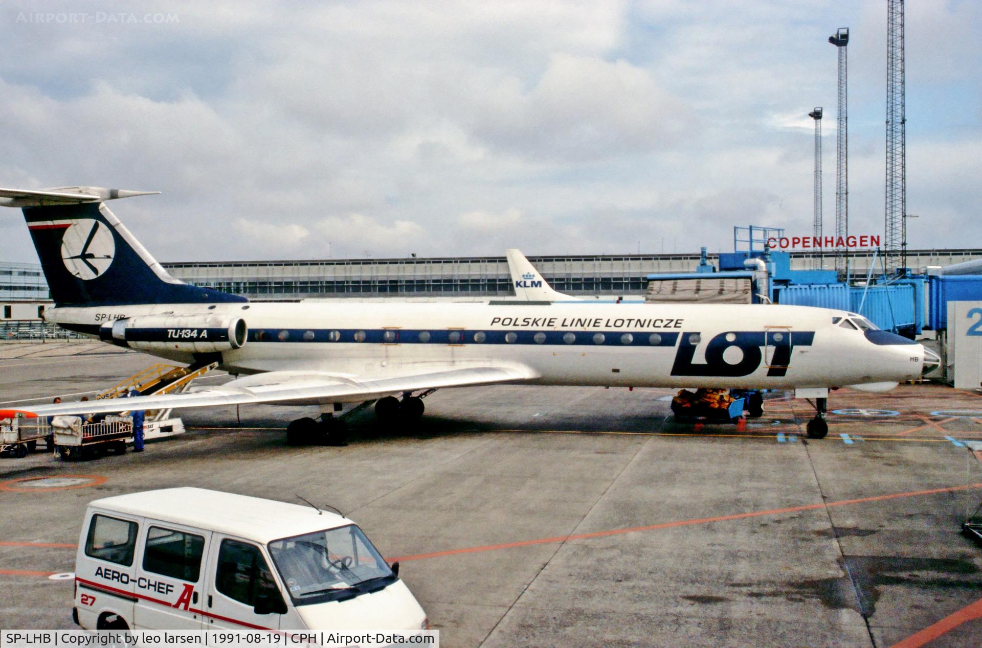 SP-LHB, 1973 Tupolev Tu-134A C/N 3351809, Copenhagen 19.8.1991