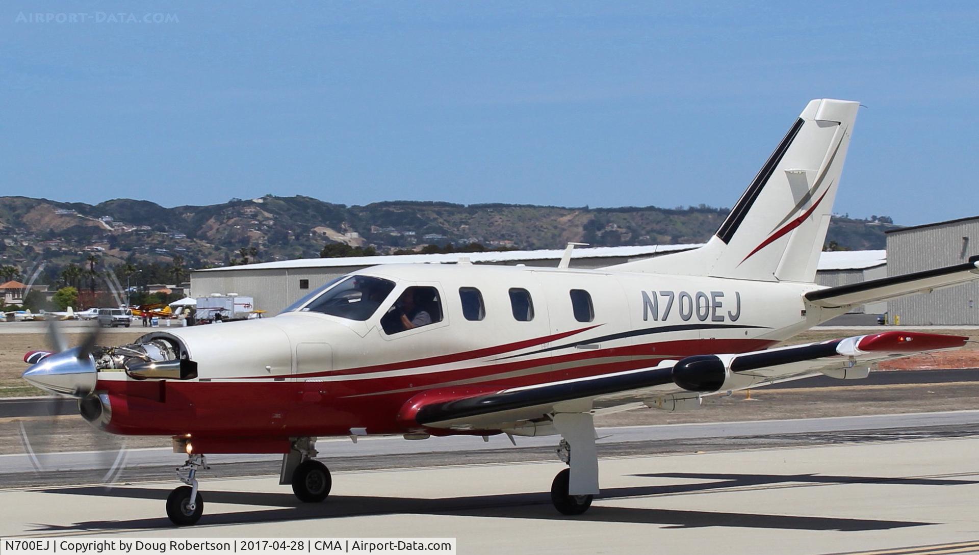 N700EJ, 2004 Socata TBM-700 C/N 291, 2004 Socata TBM-700, one P&W(C)PT6A-64 turboprop, 1,580 sHp flat rated to 700 sHp, taxi with cowl partly off. See far earlier photo for a cowl on shot.