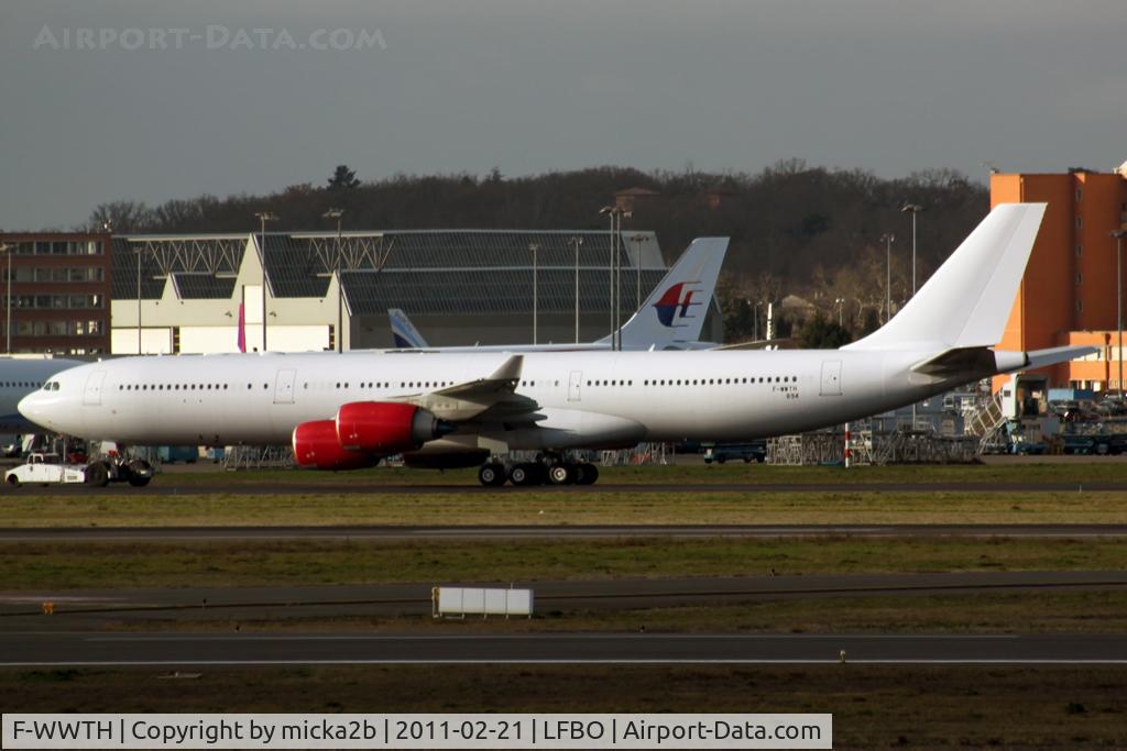 F-WWTH, 2008 Airbus A340-542 C/N 894, Taxiing