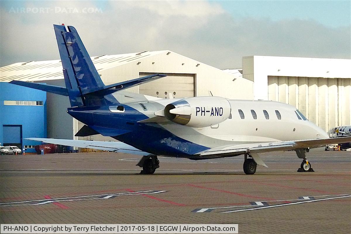 PH-ANO, 2007 Cessna 560XLS Citation Excel C/N 560-5745, At Luton Airport