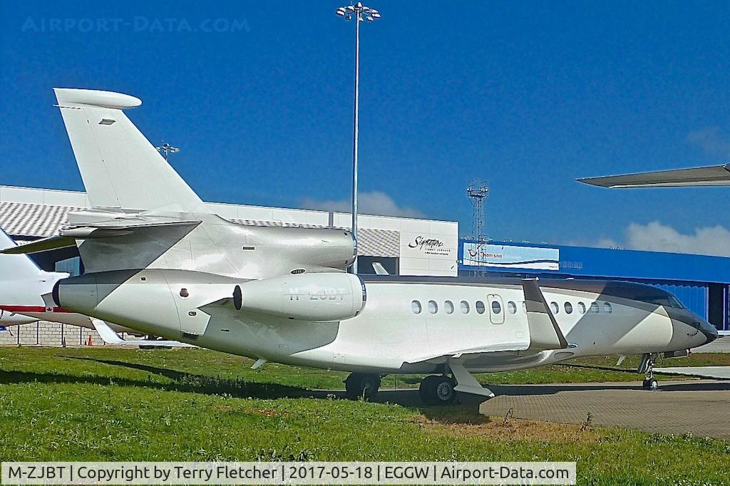 M-ZJBT, 2010 Dassault Falcon 7X C/N 097, At Luton Airport