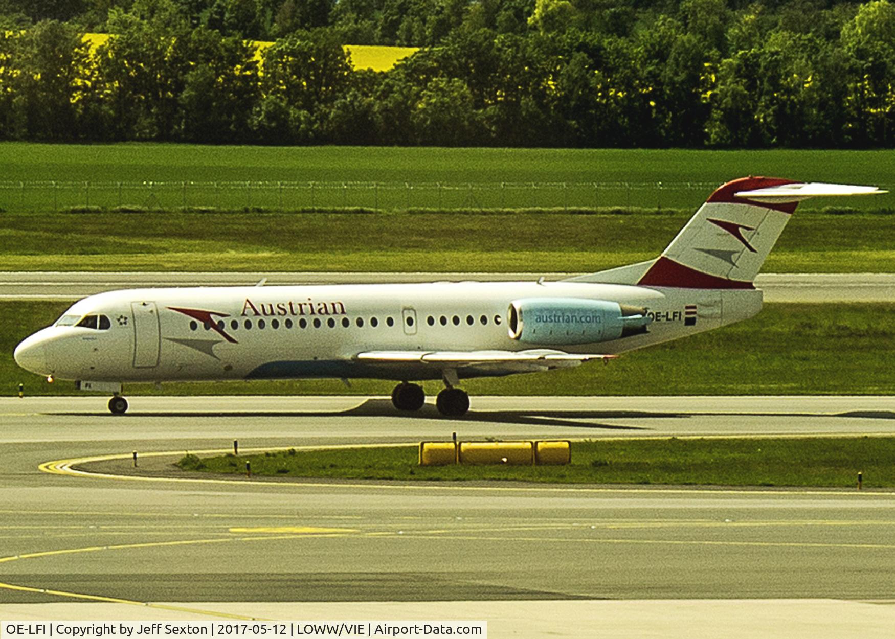 OE-LFI, 1995 Fokker 70 (F-28-0070) C/N 11529, Taxiing at Vienna