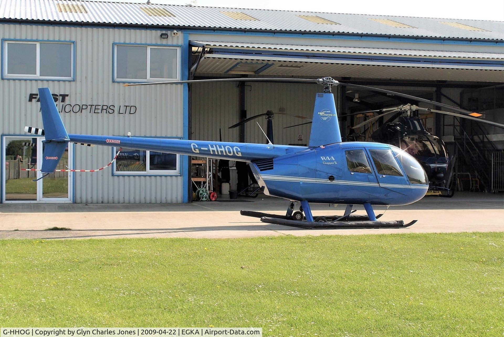 G-HHOG, 2004 Robinson R44 Clipper II C/N 10584, Operated by Fast Helicopters Ltd.
