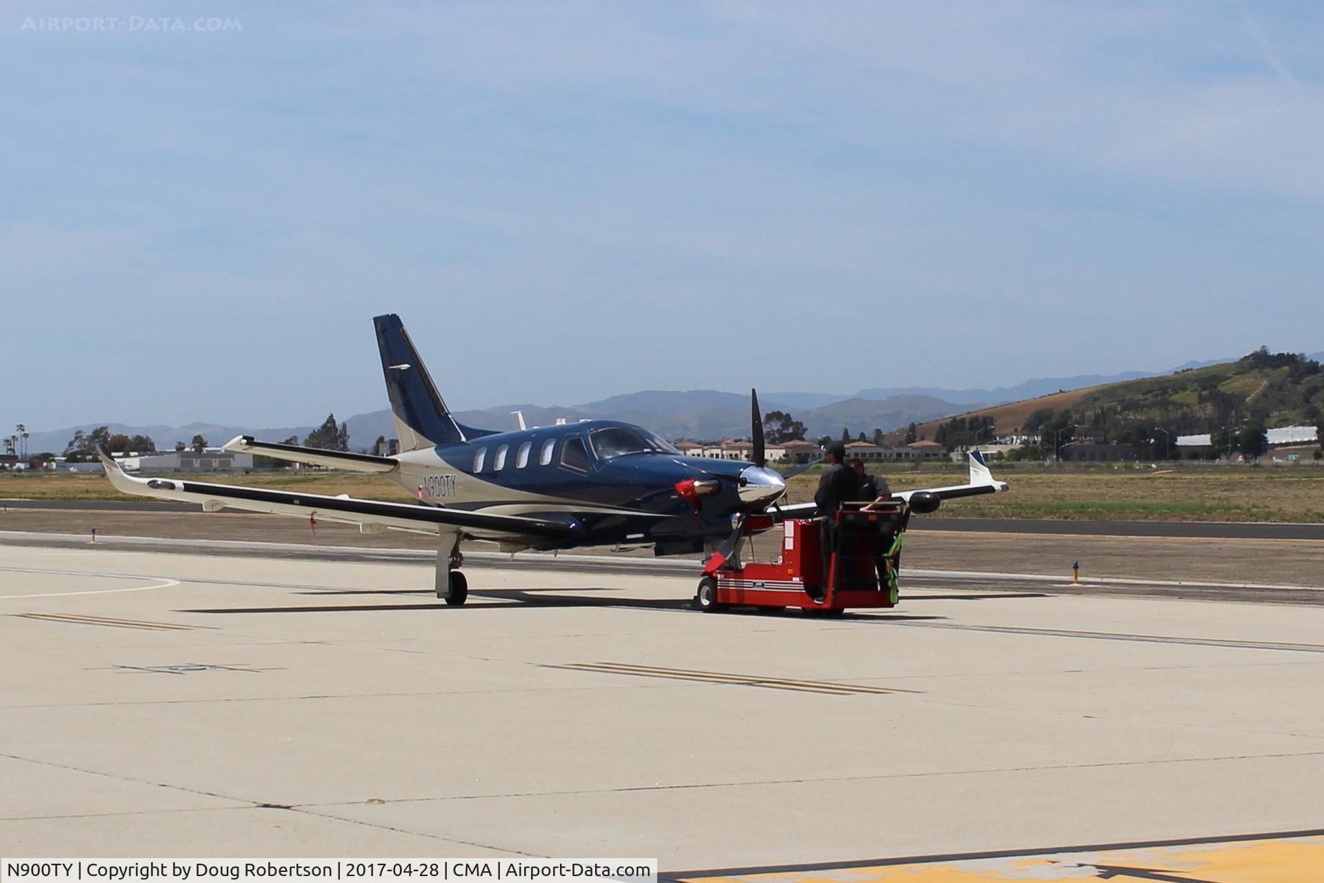 N900TY, 2015 Socata TBM 900 C/N 1084, 2015 SOCATA TBM 900, in tow