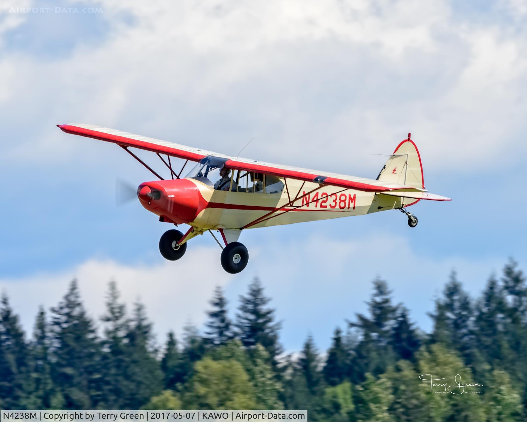N4238M, 1947 Piper PA-12 Super Cruiser C/N 12-3134, KAWO
