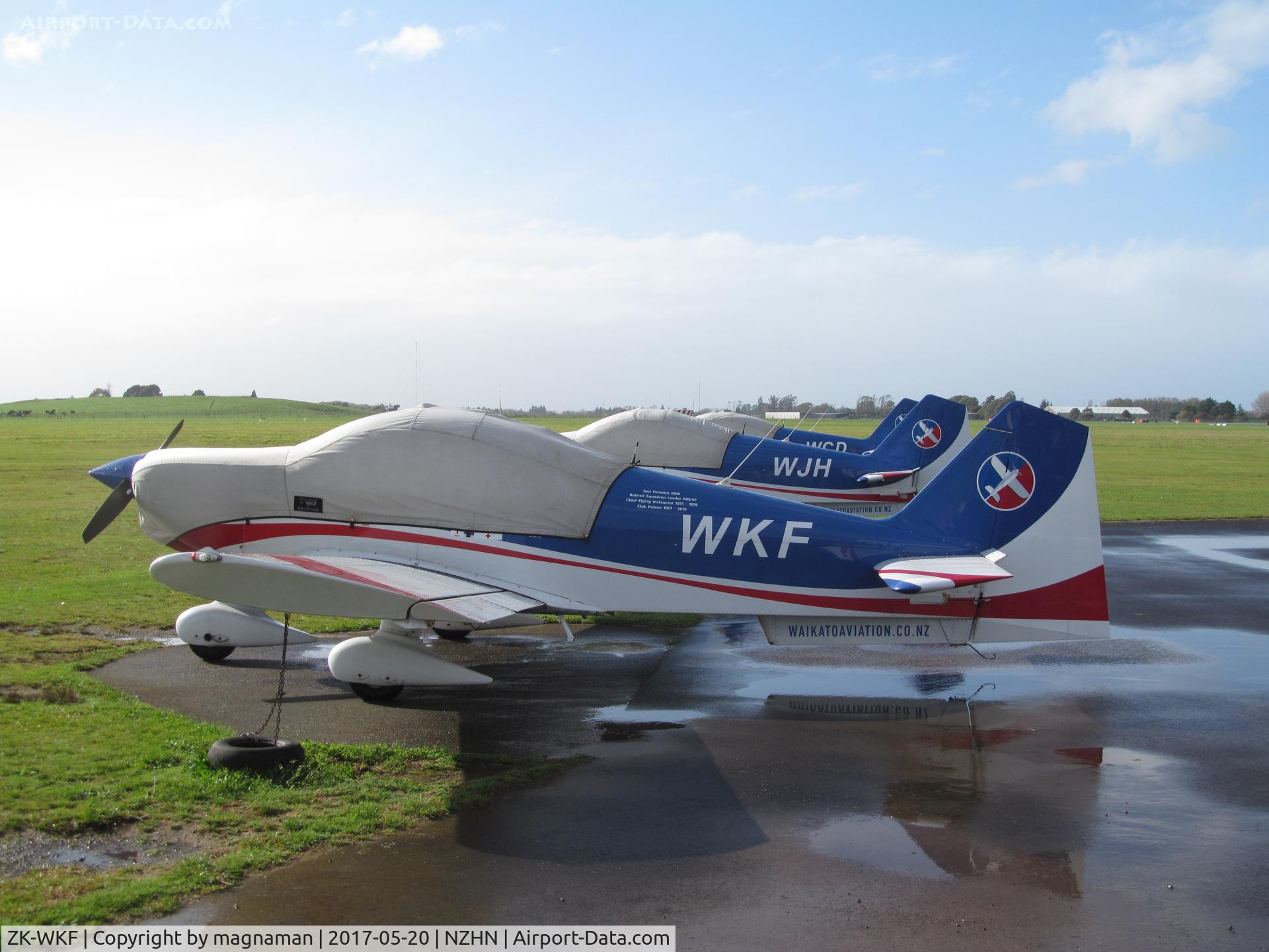 ZK-WKF, 2006 Alpha R2160 C/N 160A-06002, trio outside flying club