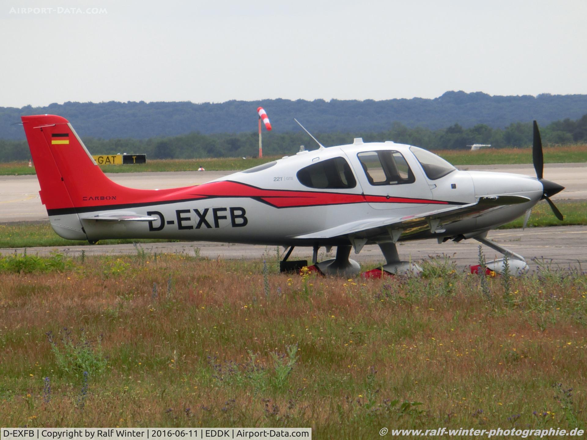 D-EXFB, Cirrus SR22T C/N 0905, Cirrus SR-22T - Private - 0905 - D-EXFB - 11.06.2016 - CGN