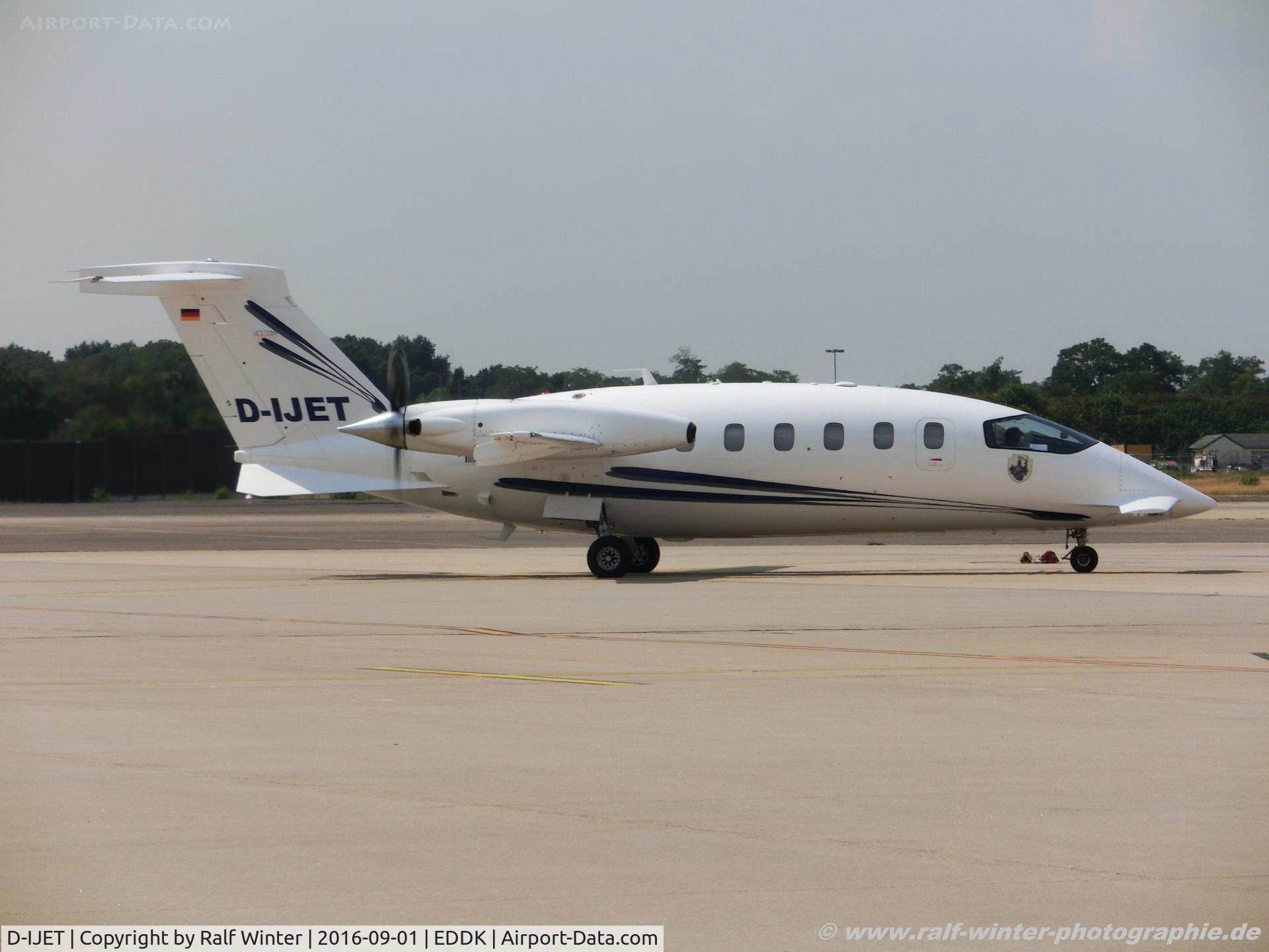D-IJET, 2002 Piaggio P-180 Avanti C/N 1056, Piaggio P-180 Avanti - AirGo - 1056 - D-IJET - 01.09.2016 - CGN
