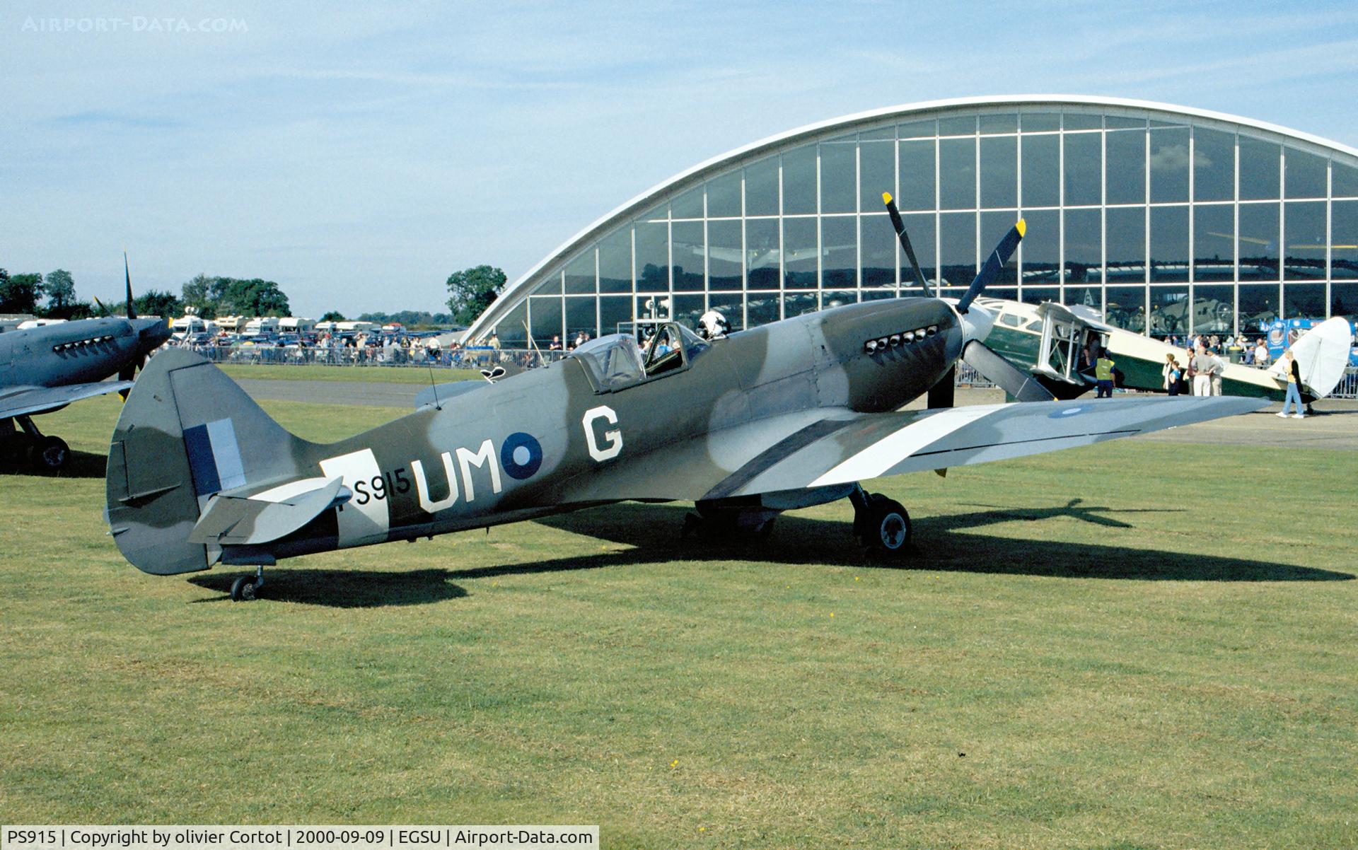 PS915, 1945 Supermarine 389 Spitfire PR.XIX C/N 6S/585121, Duxford autumn airshow
