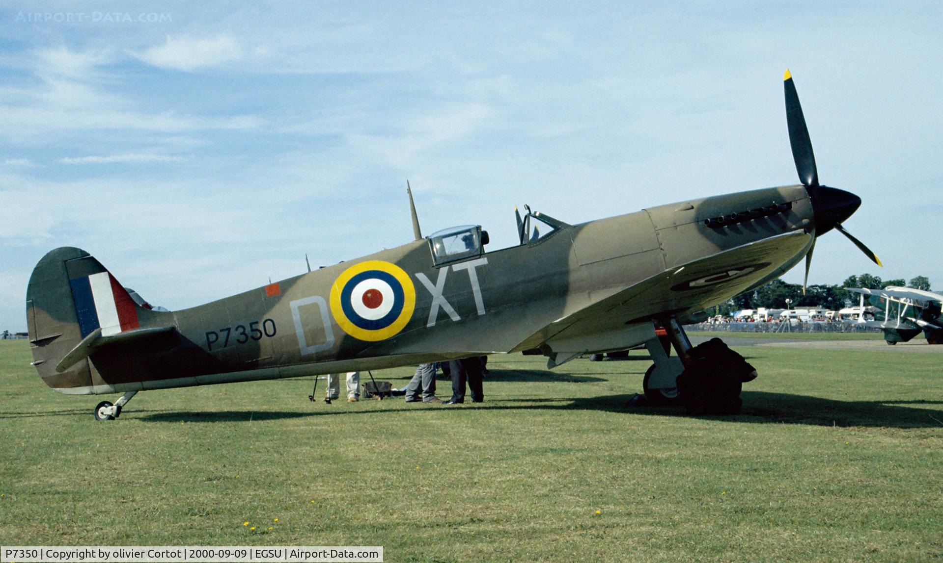 P7350, 1940 Supermarine 329 Spitfire IIa C/N CBAF.14, Duxford sep 2000