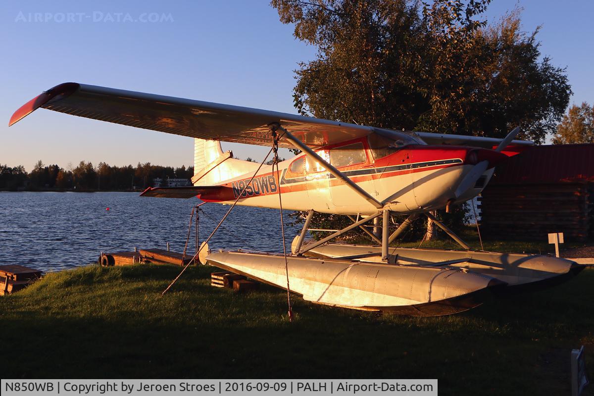 N850WB, 1968 Cessna 185E Skywagon C/N 185-1350, lake hood