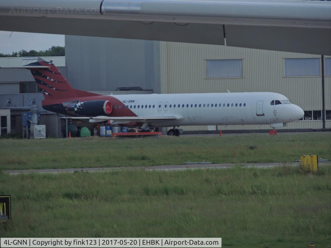 4L-GNN, 1995 Fokker 100 (F-28-0100) C/N 11243, F100 PARKED AT MAASTRICHT