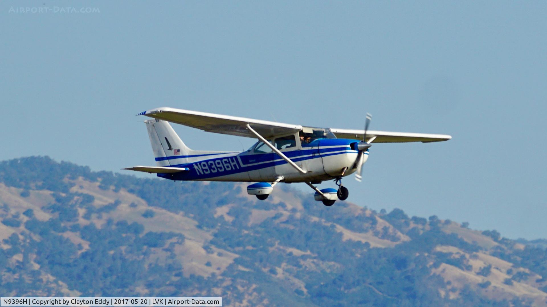 N9396H, 1975 Cessna 172M C/N 17266138, Livermore Airport California 2017.