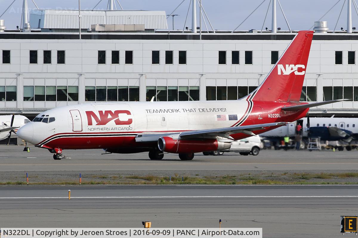 N322DL, 1984 Boeing 737-232 C/N 23094, anchorage