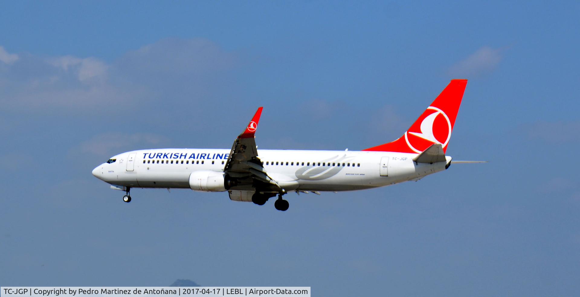 TC-JGP, 2006 Boeing 737-8F2 C/N 34414, El Prat  -  Barcelona  -  España