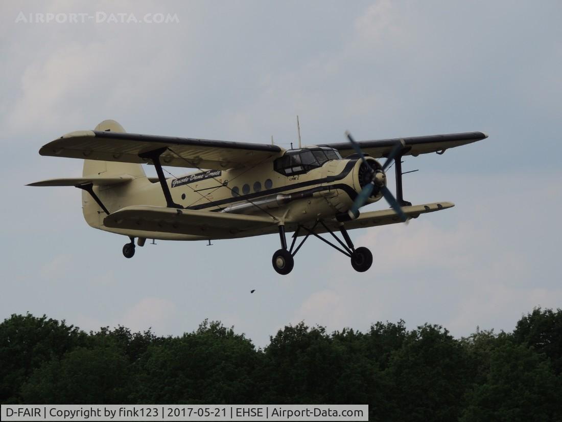 D-FAIR, 1956 Antonov An-2 C/N 172(473)05/1G17205, ANTONOV 2 LANDING