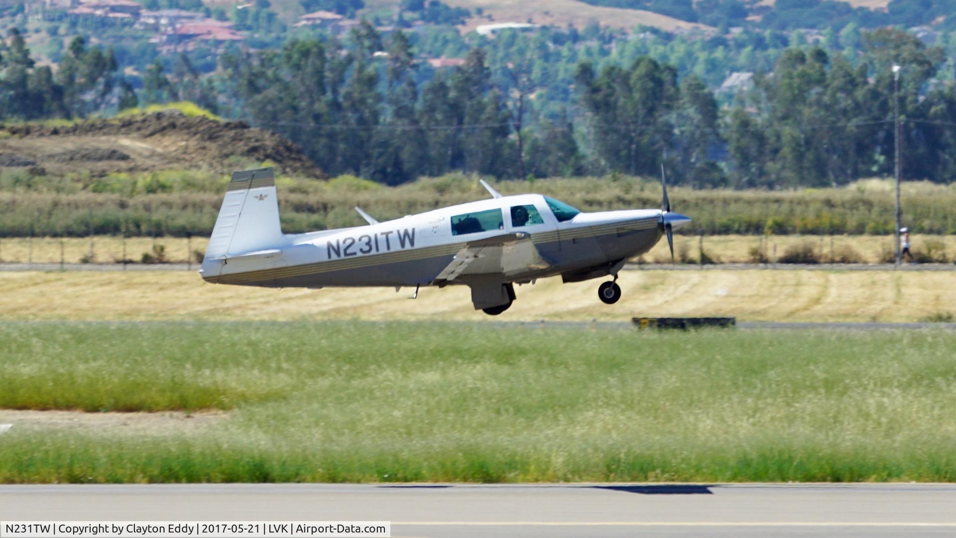 N231TW, 1978 Mooney M20K C/N 25-0012, Livermore Airport California 2017.