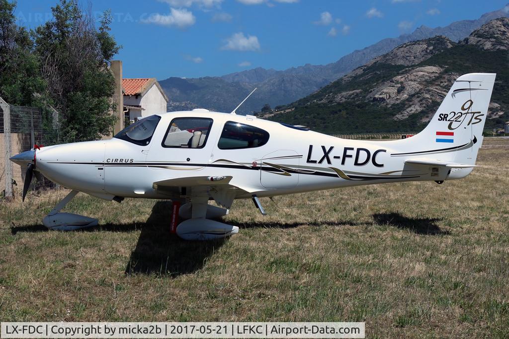 LX-FDC, 2006 Cirrus SR22 GTS C/N 1803, Parked