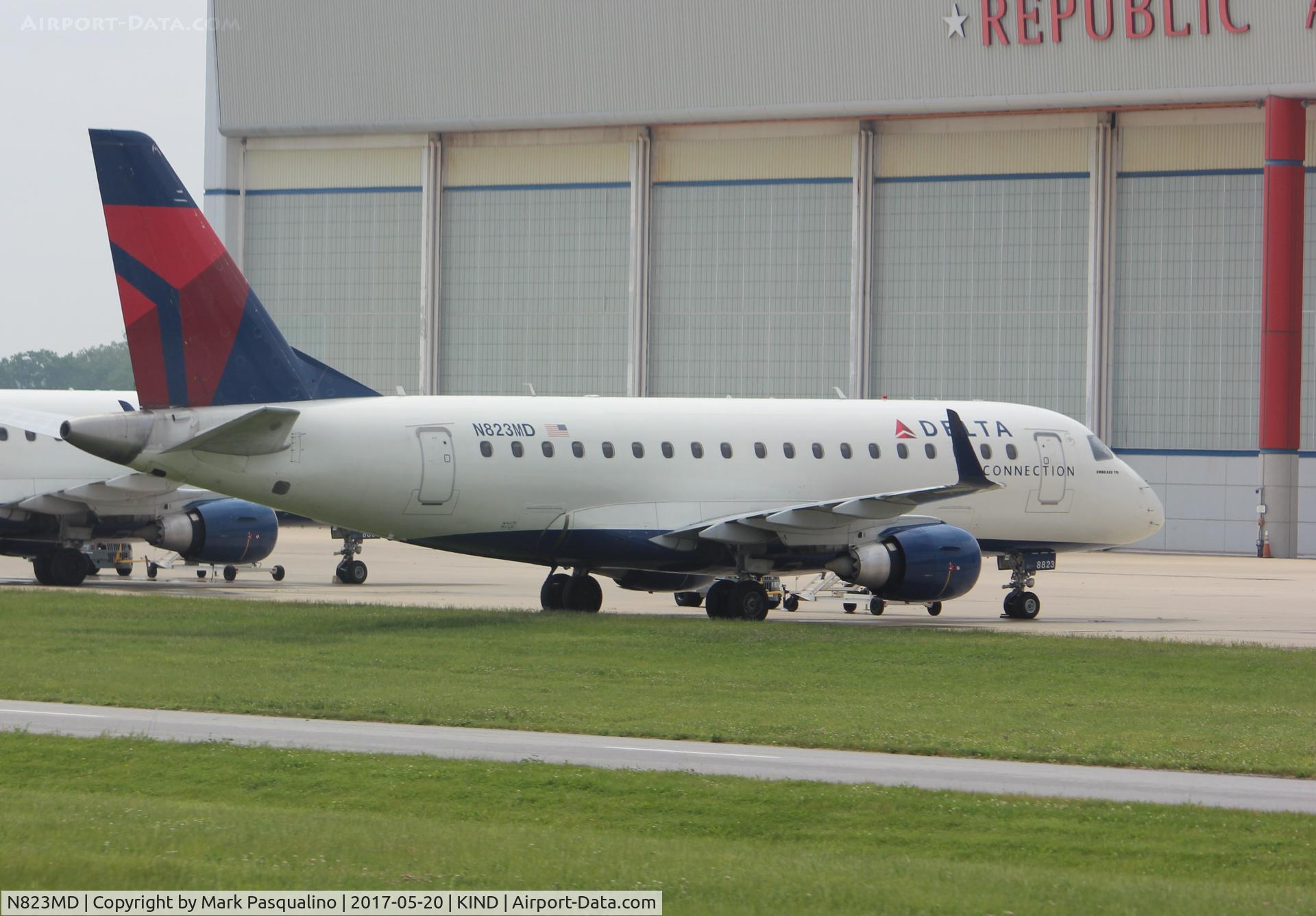 N823MD, 2005 Embraer 170SU (ERJ-170-100SU) C/N 17000044, ERJ 170-100 SU