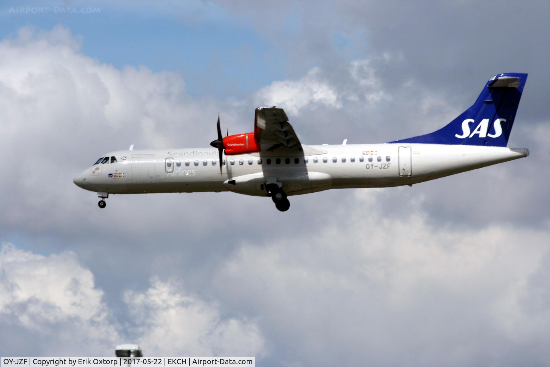 OY-JZF, 2014 ATR 72-212A C/N 1165, OY-JZF landing rw 22L