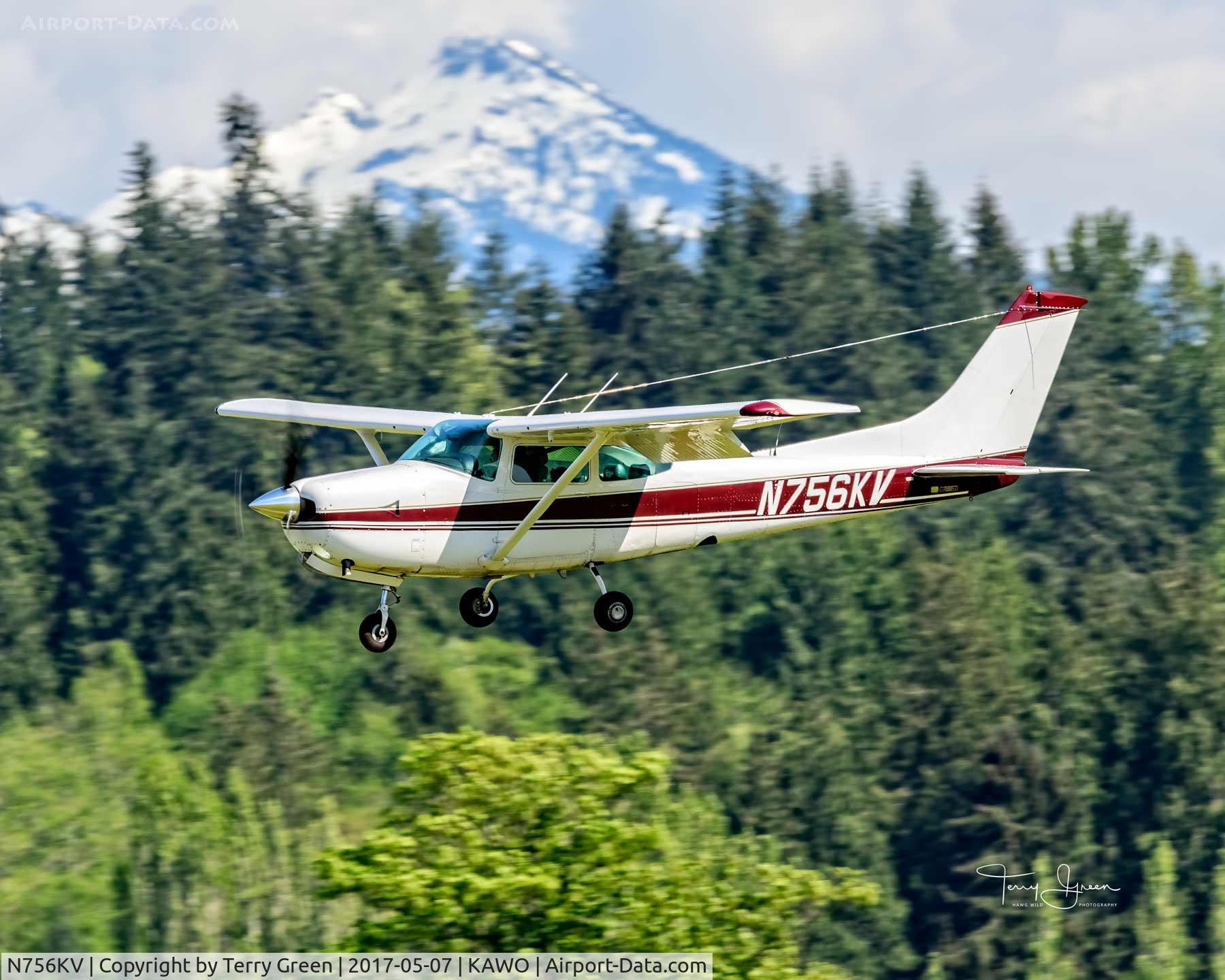 N756KV, 1979 Cessna TR182 Turbo Skylane RG C/N R18201097, KAWO
