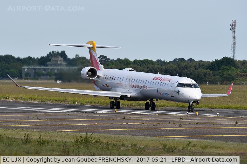 EC-LJX, 2010 Bombardier CRJ-1000ER NG (CL-600-2E25) C/N 19008, Iberia Regional OPERATOR Air Nostrum runway 11 for take off