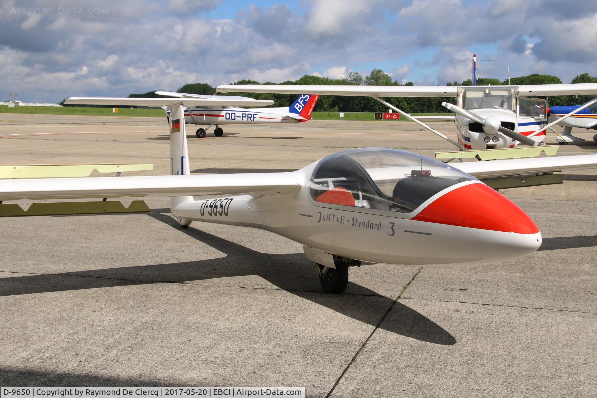 D-9650, 1990 PZL-Bielsko SZD-48-3 Jantar Standard 3 C/N B-1953, Belgian Flight School open day at Gosselies.