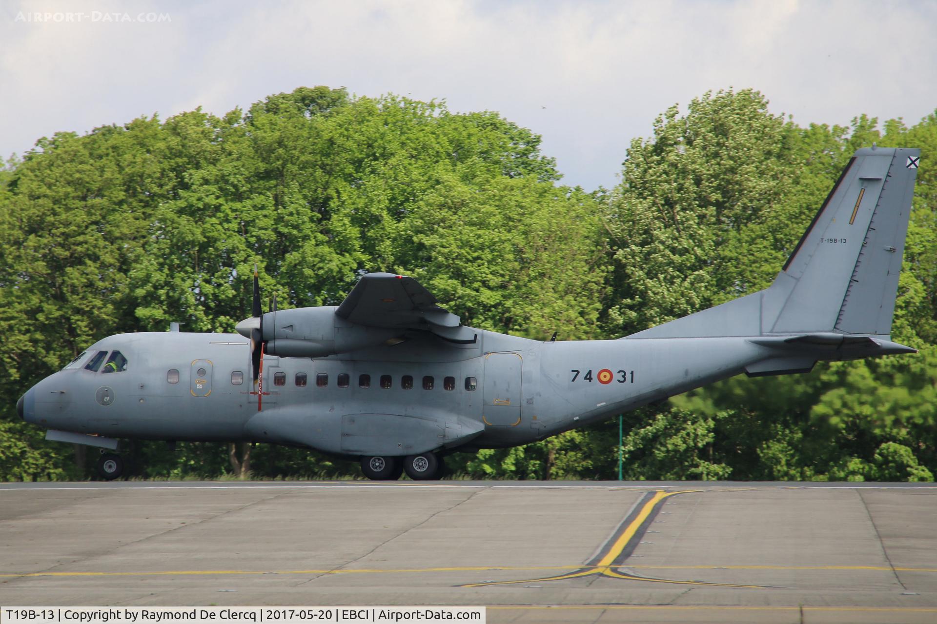 T19B-13, 1992 Airtech CN-235-100M C/N C054, Take off.