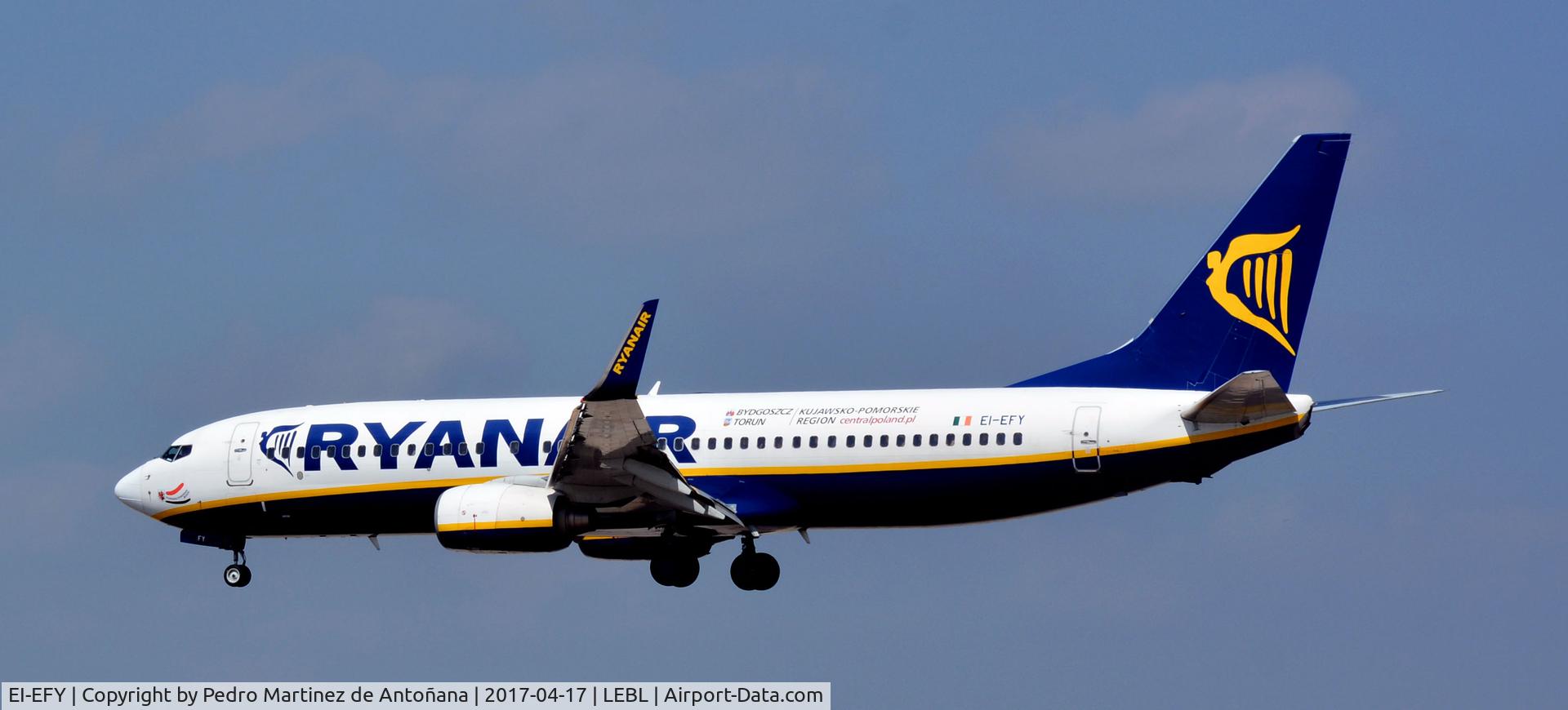 EI-EFY, 2009 Boeing 737-8AS C/N 35020, El Prat  -  Barcelona  -  España