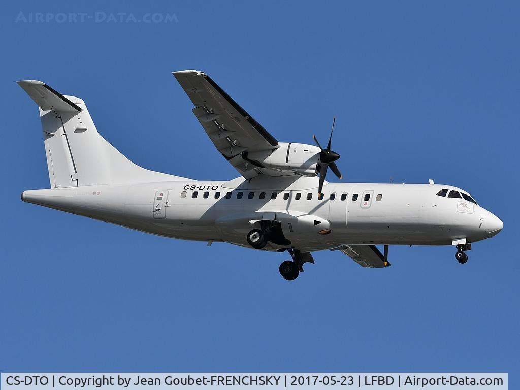 CS-DTO, 1988 ATR 42-300 C/N 095, Airlinair Portugal>Colombe Airline, CHALAIR CE44 from Brest landing runway 23