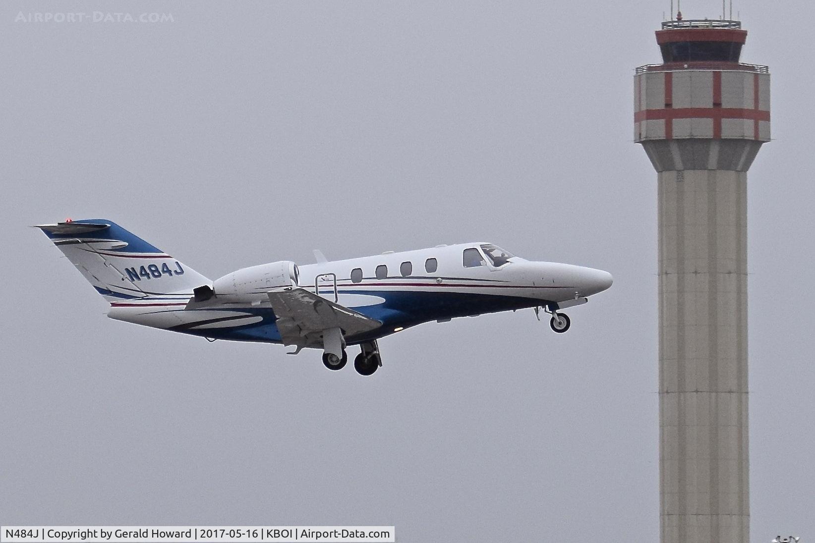 N484J, 1994 Cessna 525 CitationJet CJ1 C/N 525-0048, Departing RWY 28R.