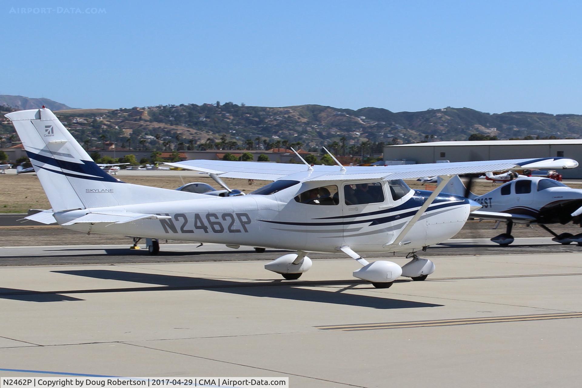 N2462P, 2005 Cessna 182T Skylane C/N 18281733, 2005 Cessna 182T SKYLANE Lycoming IO-540-AB1A5 230 Hp, taxi at AOPA FLY-IN