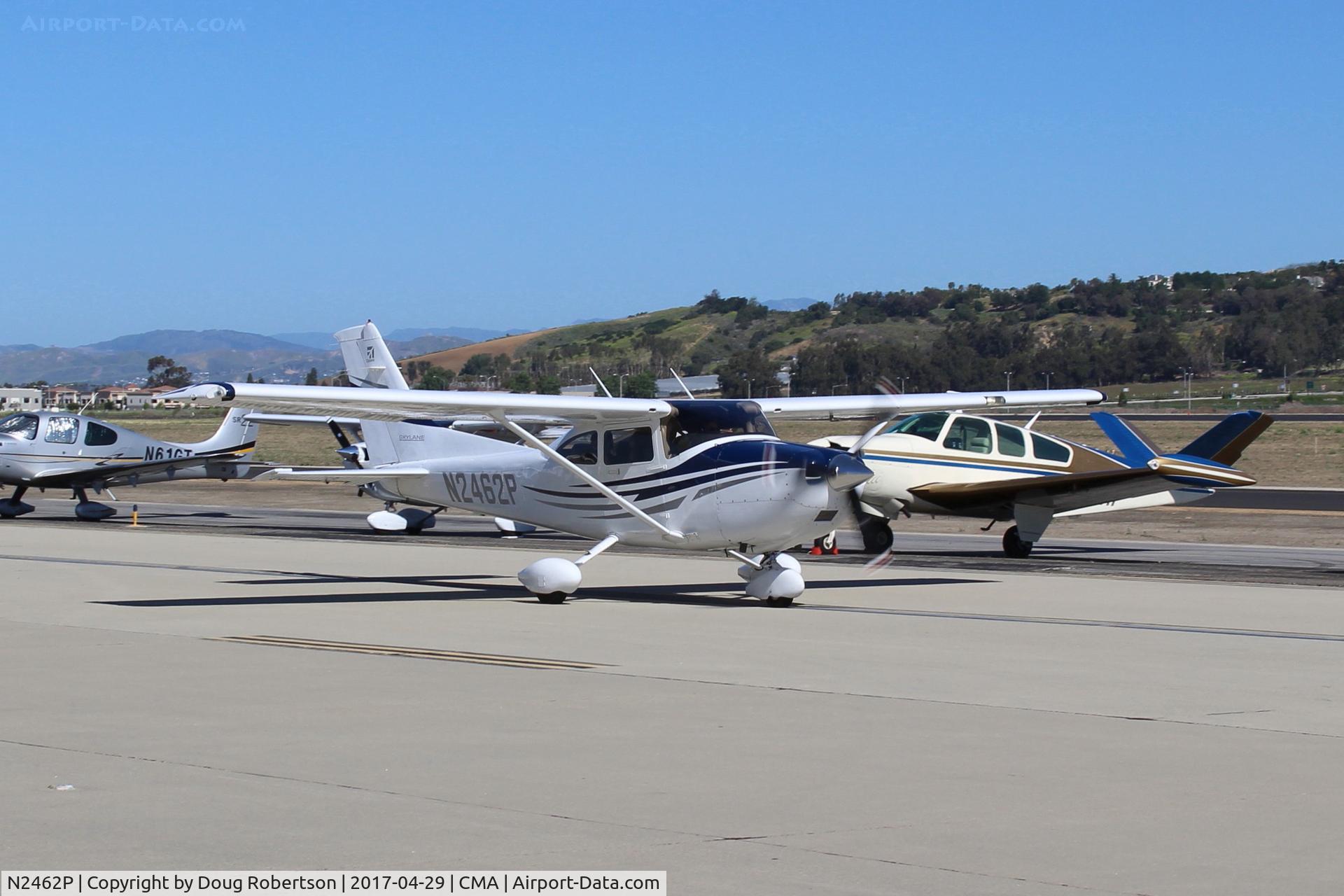 N2462P, 2005 Cessna 182T Skylane C/N 18281733, 2005 Cessna 182T SKYLANE, Continental IO-540-AB1A5 230 Hp, taxi at AOPA FLY-IN
