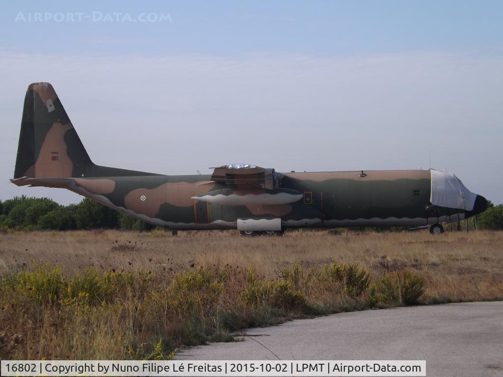 16802, Lockheed C-130H C/N 382-4753, Waiting for better days.