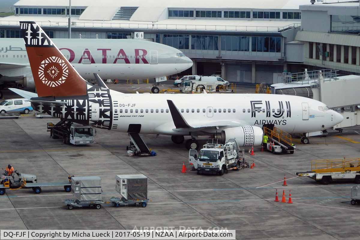 DQ-FJF, 1998 Boeing 737-7X2 C/N 28878, At Auckland