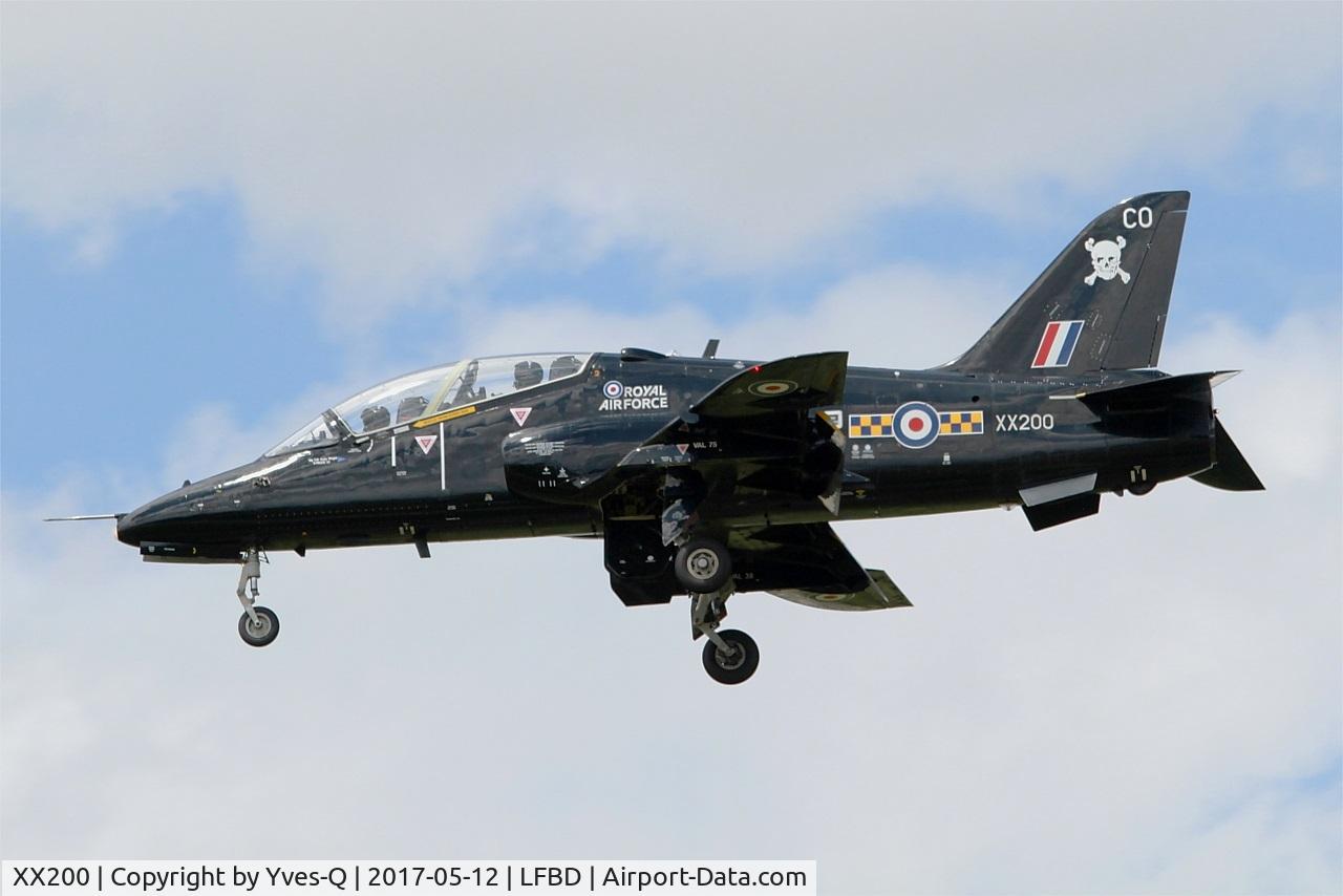 XX200, 1978 Hawker Siddeley Hawk T.1A C/N 047/312047, Hawker Siddeley Hawk T.1A, On final rwy 23, Bordeaux-Mérignac Air Base 106 (LFBD-BOD)
