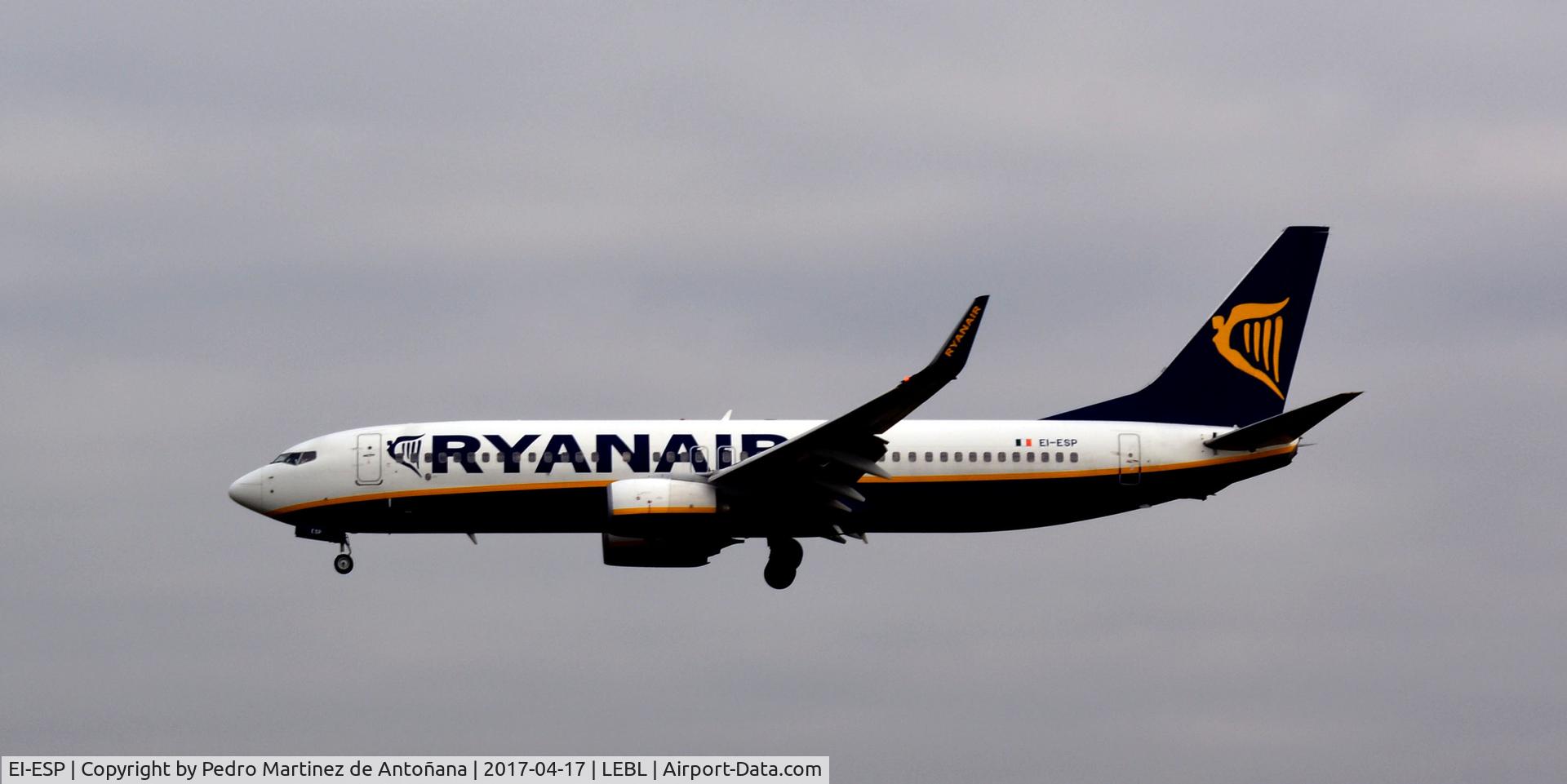 EI-ESP, 2011 Boeing 737-8AS C/N 34990, El Prat  -  Barcelona  -  España