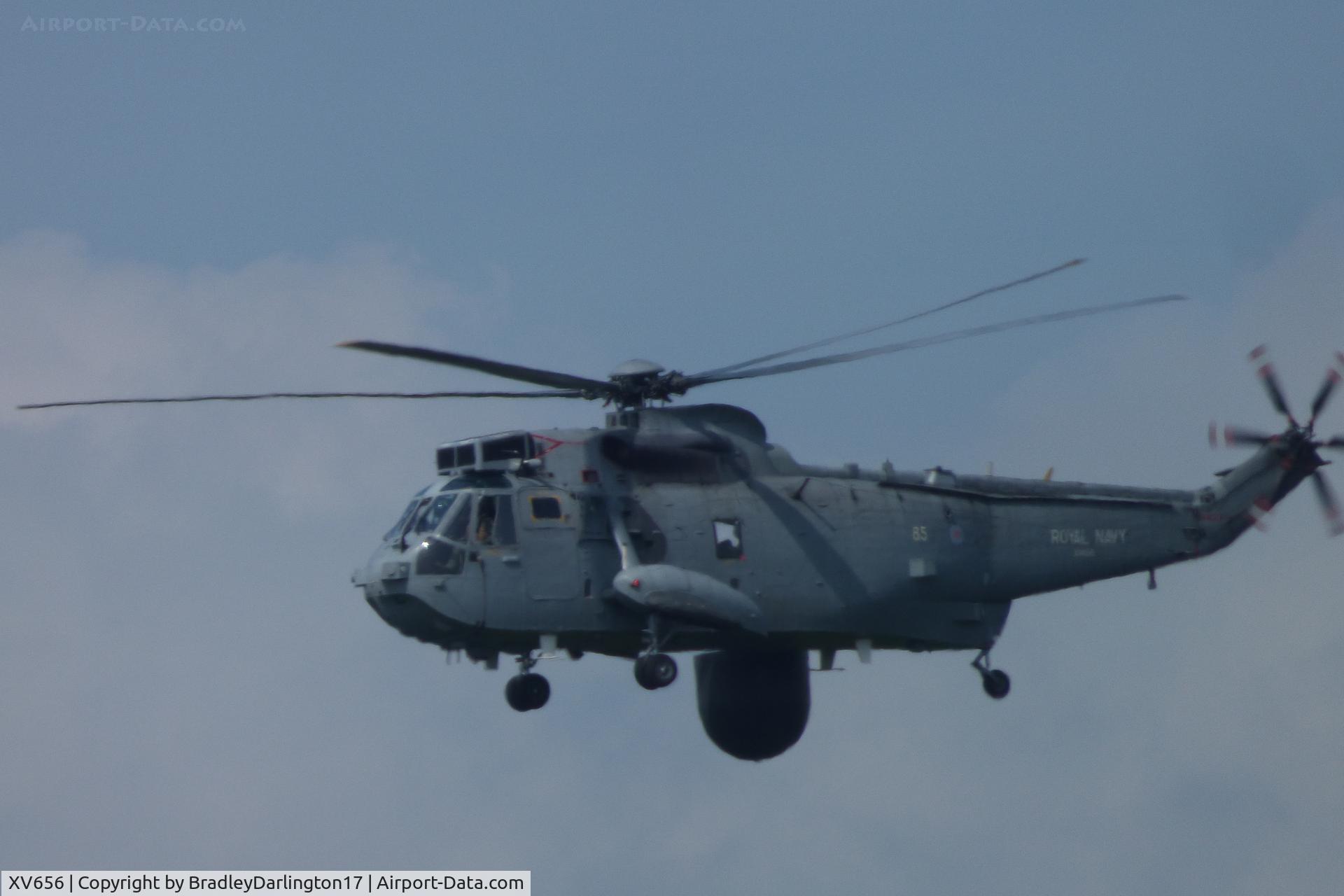 XV656, 1969 Westland Sea King ASaC.7 C/N WA644, seaking flying low over the moors
