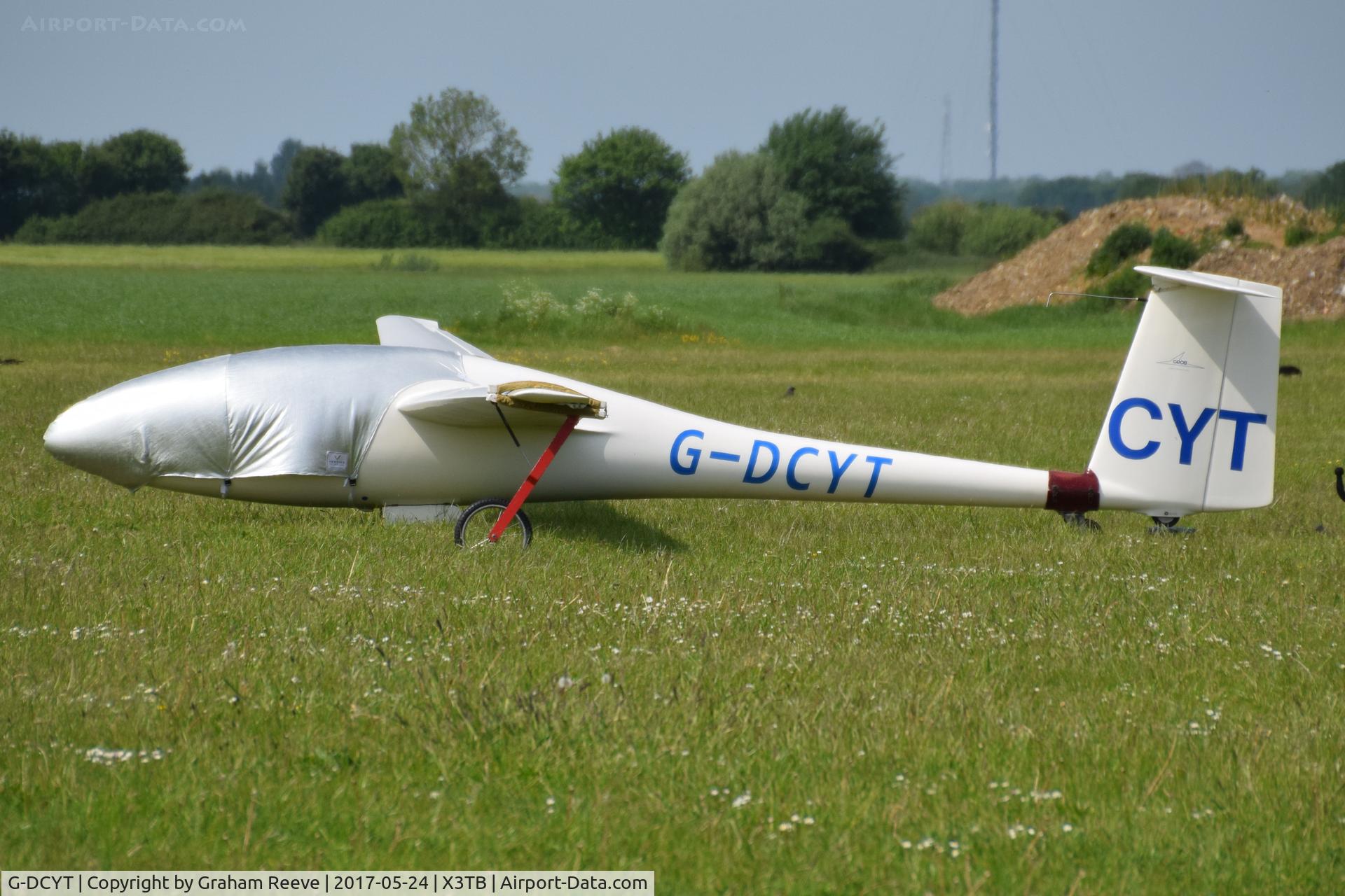 G-DCYT, 1973 Schempp-Hirth Standard Cirrus B C/N ?, About to be towed at Tibenham.