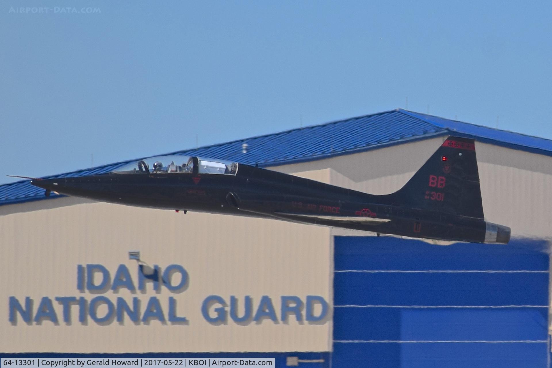 64-13301, 1964 Northrop T-38A Talon C/N N.5730, Departing RWY 10R. Approved suitcase in rear seat.  9th Recon Wing, Beale AFB, CA.