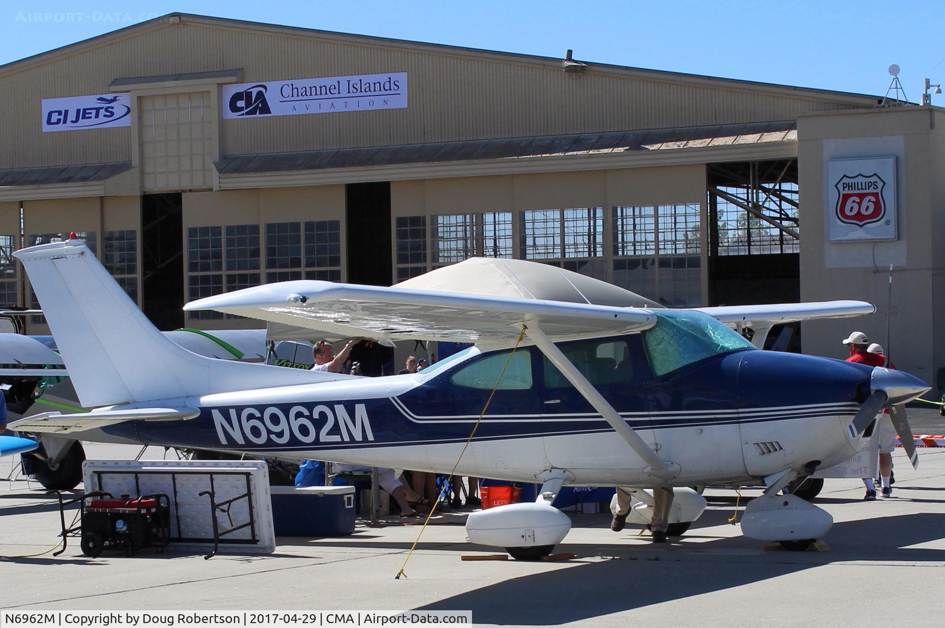 N6962M, 1975 Cessna 182P Skylane C/N 18263901, 1975 Cessna 182P SKYLANE, Continental O-470-R or S 230 Hp, at AOPA FLY-IN