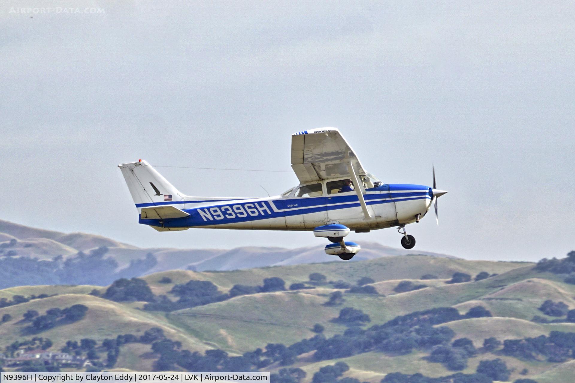 N9396H, 1975 Cessna 172M C/N 17266138, Livermore Airport California 2017.