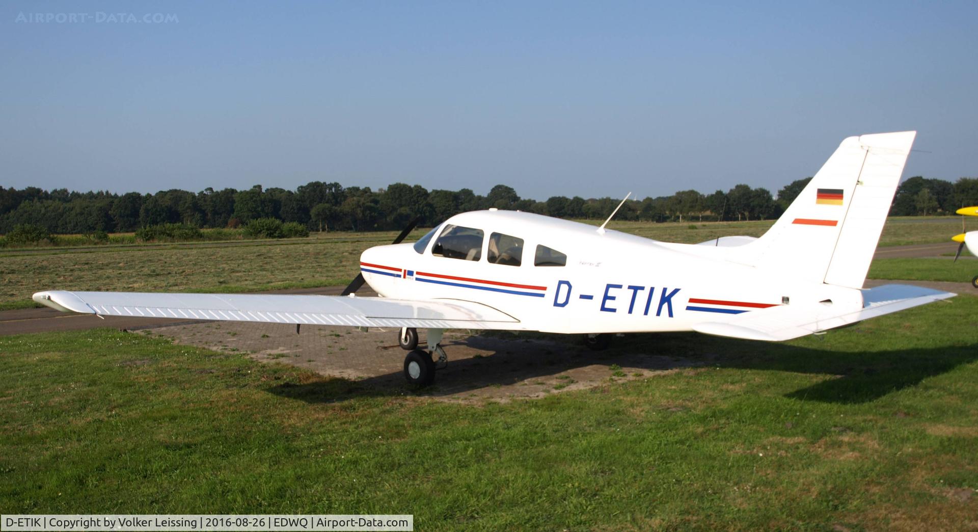 D-ETIK, 1995 Piper PA-28-161 Warrior C/N 28-16116, parking