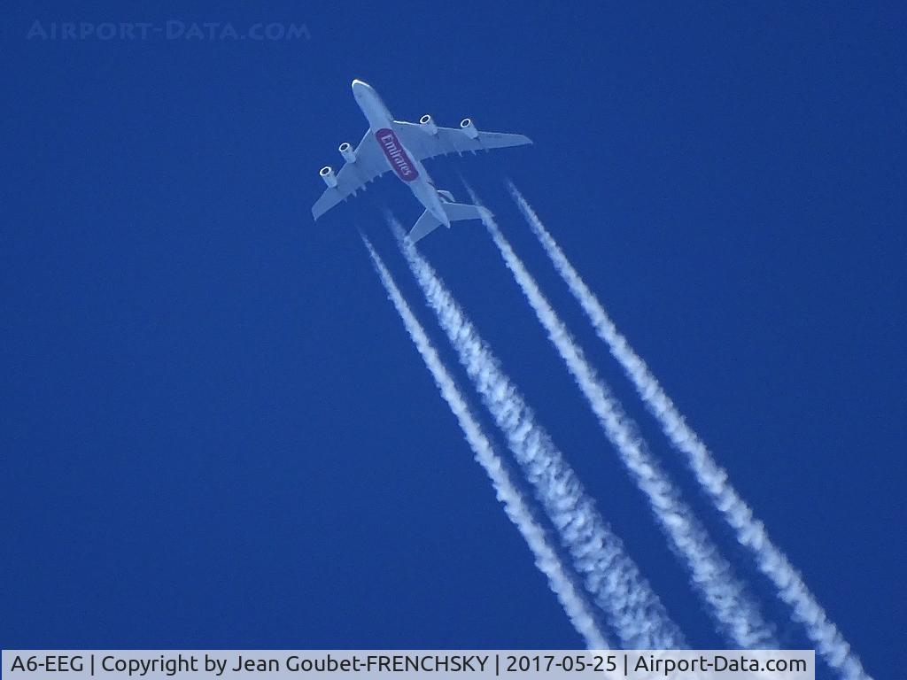 A6-EEG, 2013 Airbus A380-861 C/N 116, EK206 JFK to Milan above Rocefort airport LFDN