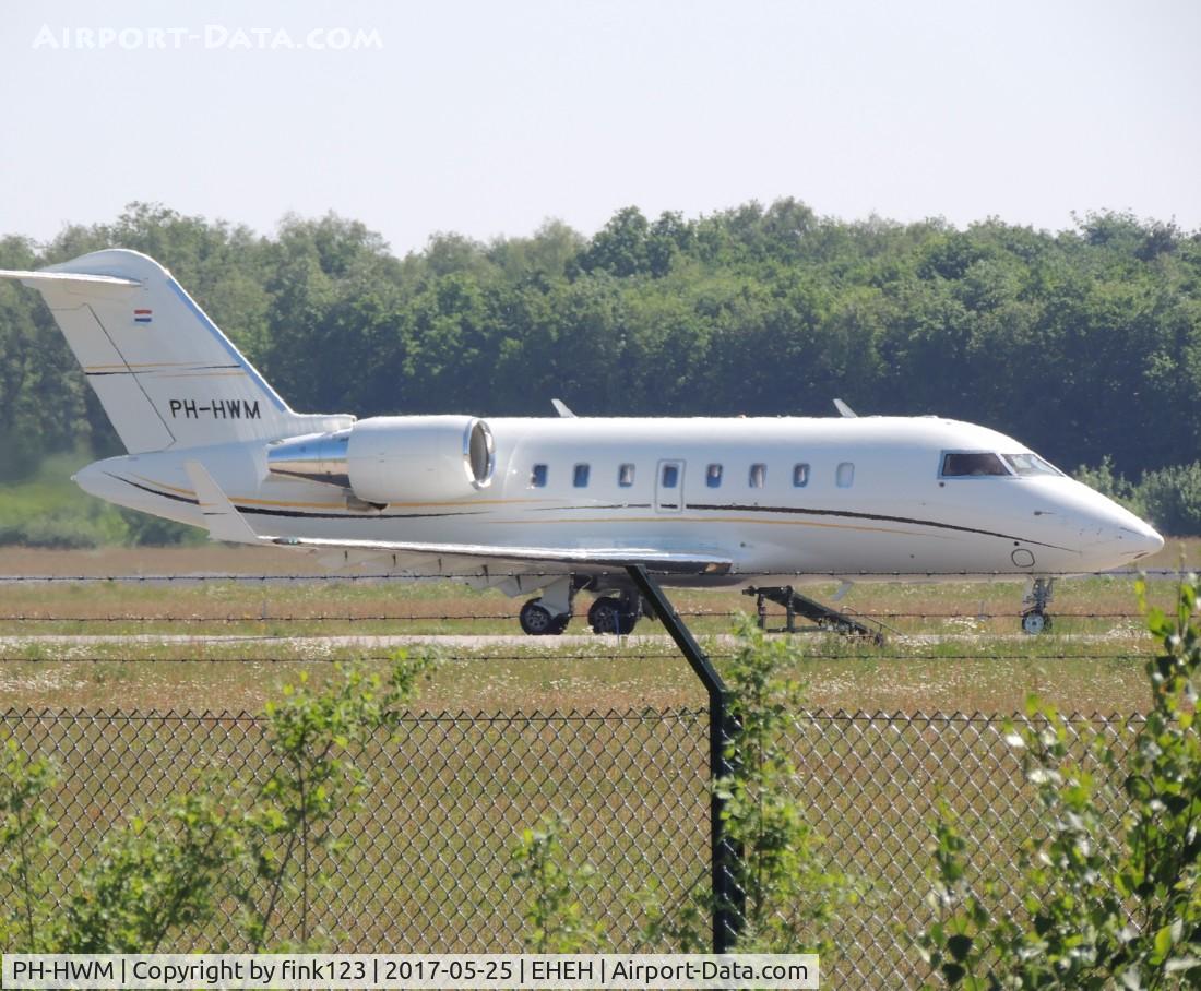 PH-HWM, 2013 Bombardier Challenger 605 (CL-600-2B16) C/N 5937, PRIVATE JET AT EINDHOVEN