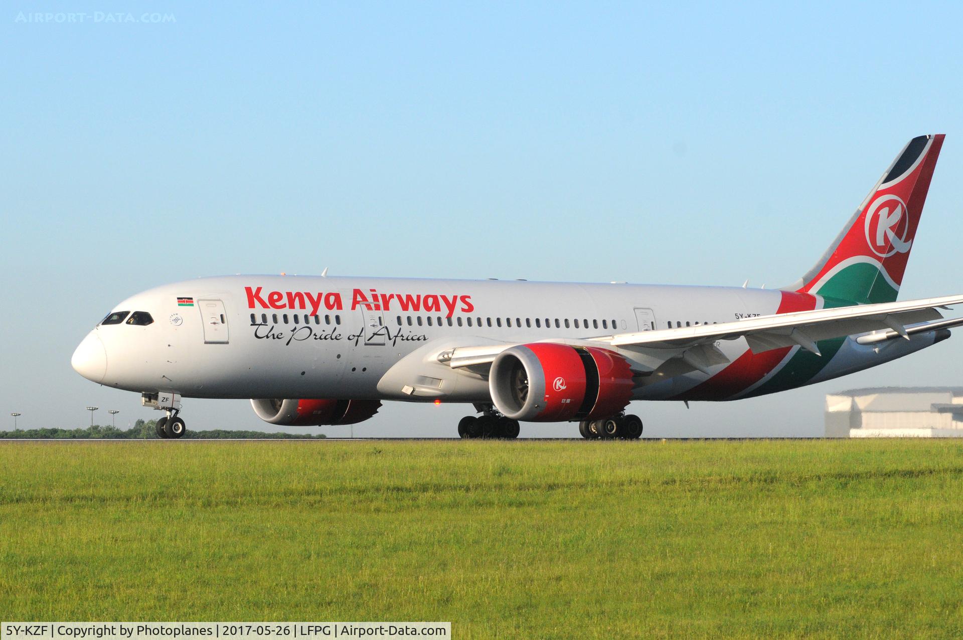 5Y-KZF, 2014 Boeing 787-8 Dreamliner C/N 36043, CDG landing