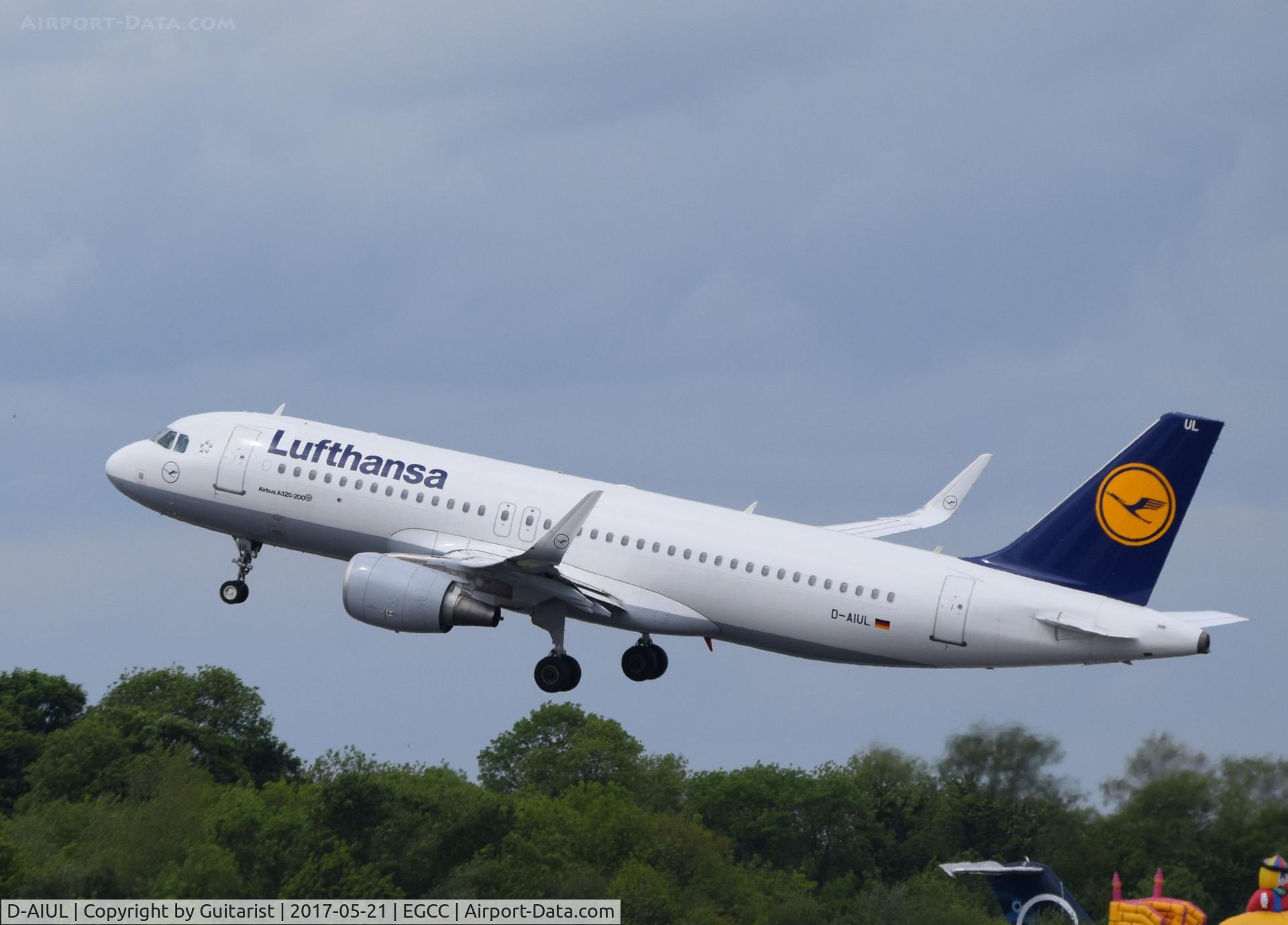 D-AIUL, 2015 Airbus A320-214 C/N 6521, At Manchester