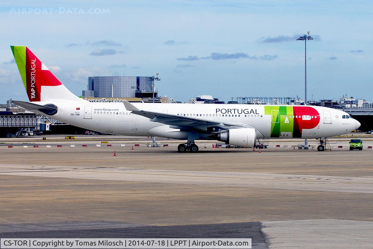 CS-TOR, 2002 Airbus A330-203 C/N 486, 