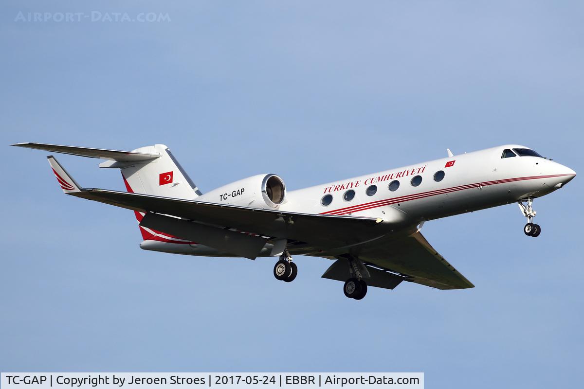 TC-GAP, 1987 Gulfstream Aerospace Gulfstream IV C/N 1027, ebbr